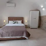 200 Year Old 'kamara Suite' With Private Garden Ferienhaus *