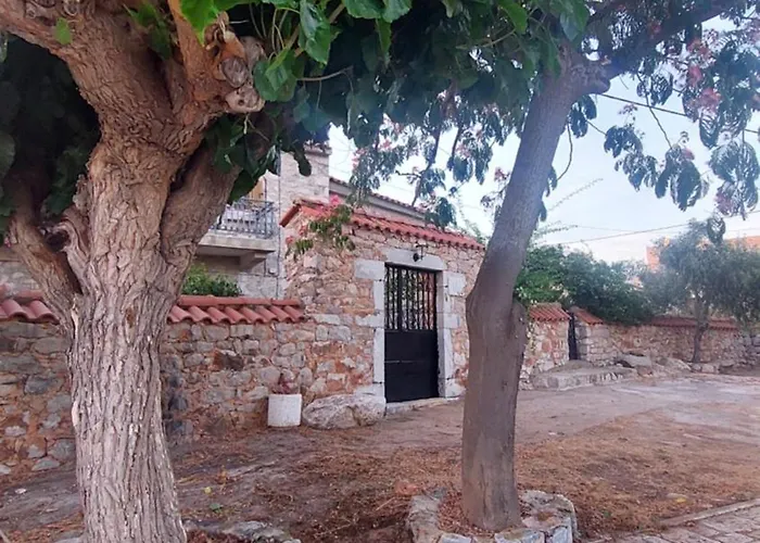 200 Year Old 'kamara Suite' With Private Garden 度假居